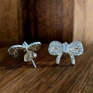 Sterling Silver Bow Earrings with White Zirconias – Dainty & Feminine 🎀